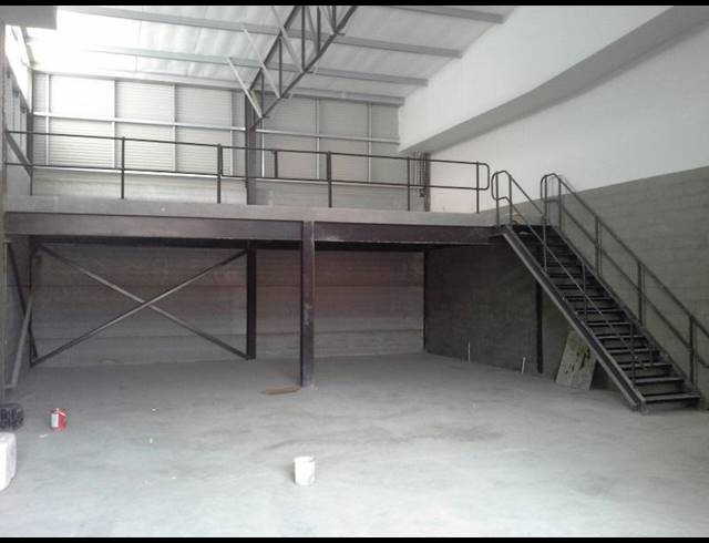 277M² WAREHOUSE TO LET IN NDABENI